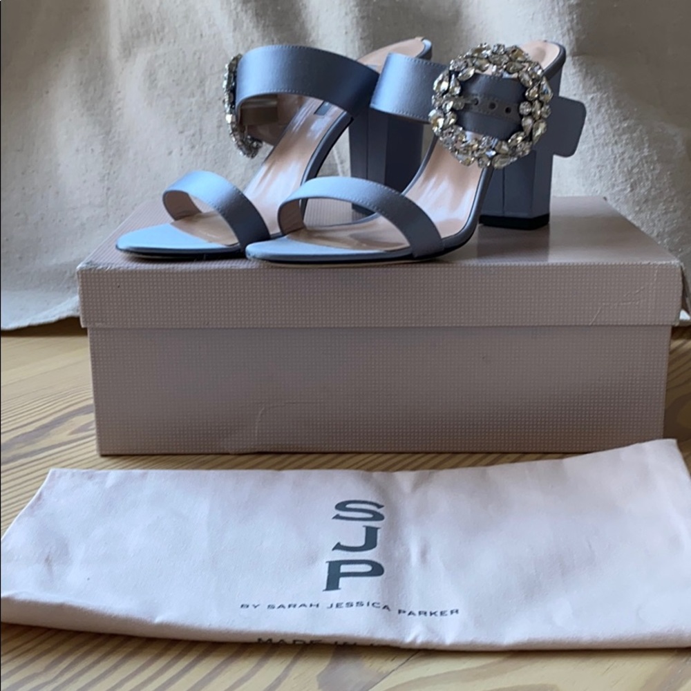 SJP by Sarah Jessica Parker Celia 38 Grey satin